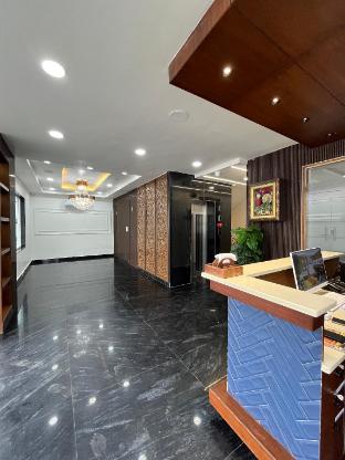 Honeyveils Palace,,4 star