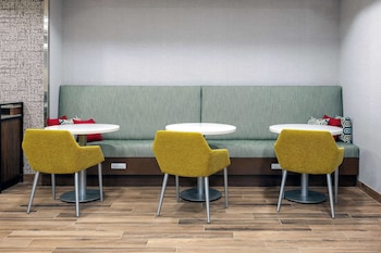 hampton inn and suites alpharetta roswell