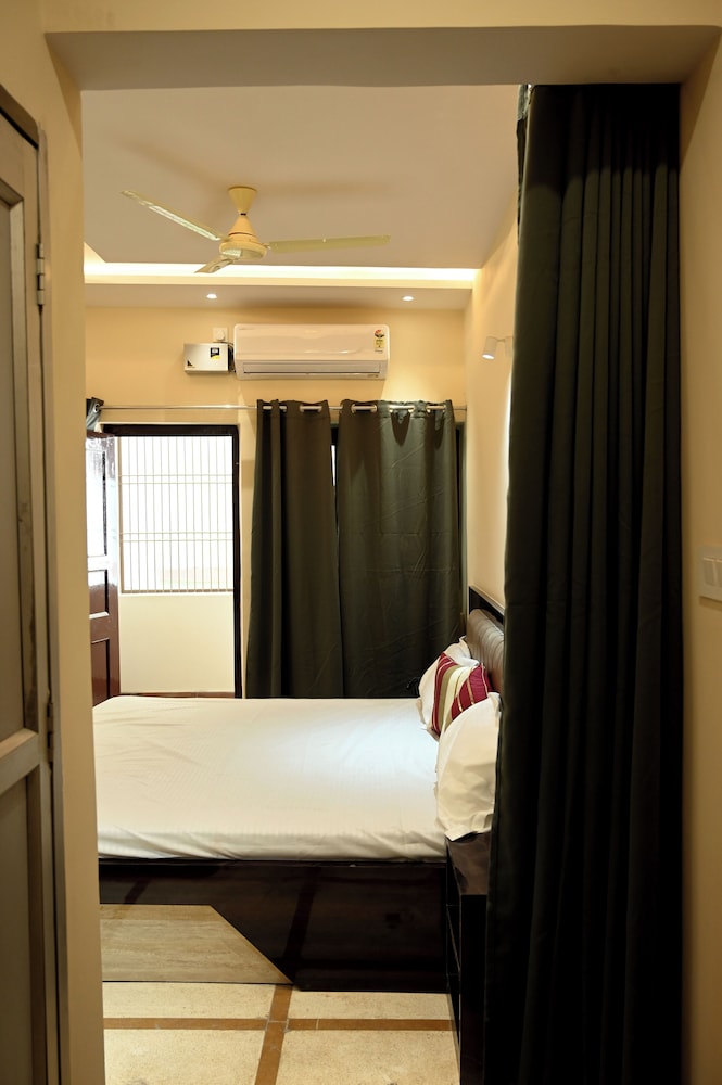 sacred kashi homestay