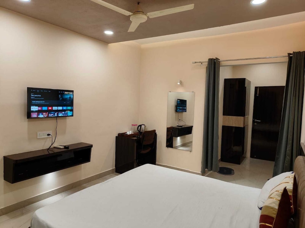 sacred kashi homestay