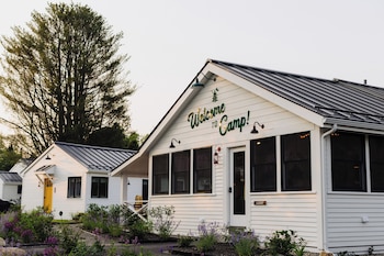 camp deforest