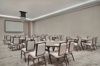 ac hotel bentonville