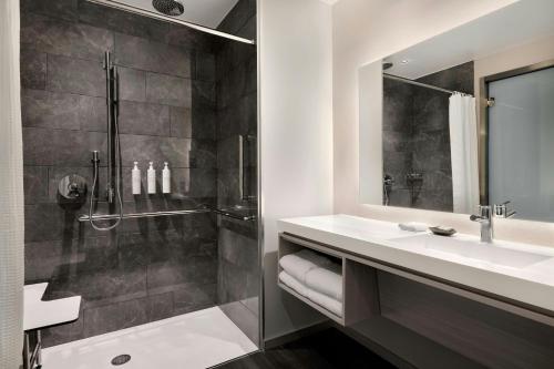 ac hotel bentonville