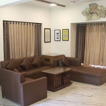 shrisha villas and resorts