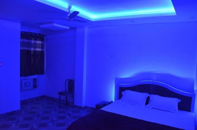 hotel assi river