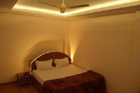 hotel assi river