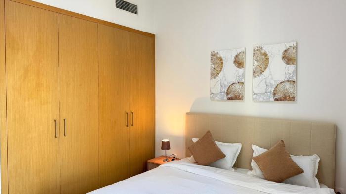 premium 2 bedroom creek horizon