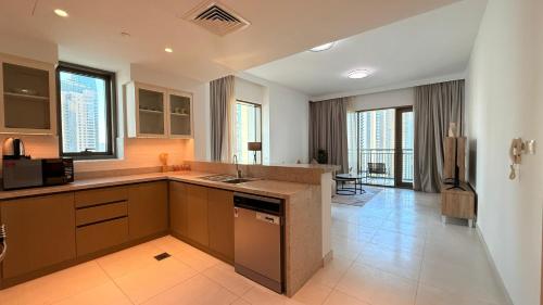 premium 2 bedroom creek horizon