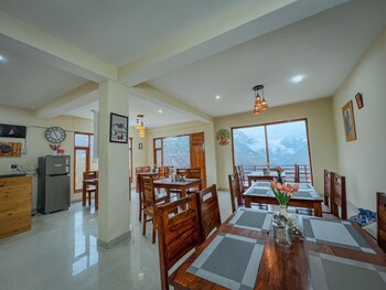 keylong heights guest house