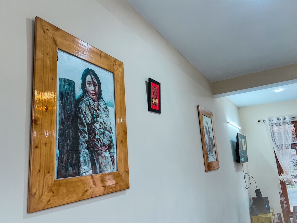 keylong heights guest house