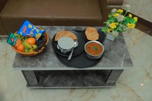 hotel shree radha rani palace