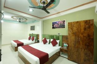 hotel shree radha rani palace