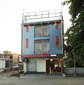 hotel shree radha rani palace
