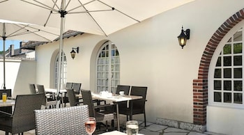 Domaine Des Chateaux,2 Rue Maréchal De Lattre-De-Tassigny,3 star