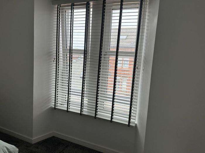 central 3 bed seaside apartment sleeps 5