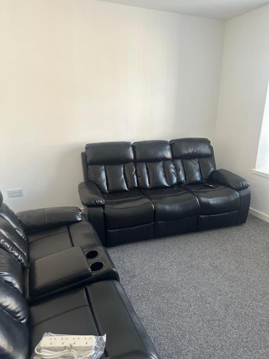 central 3 bed seaside apartment sleeps 5