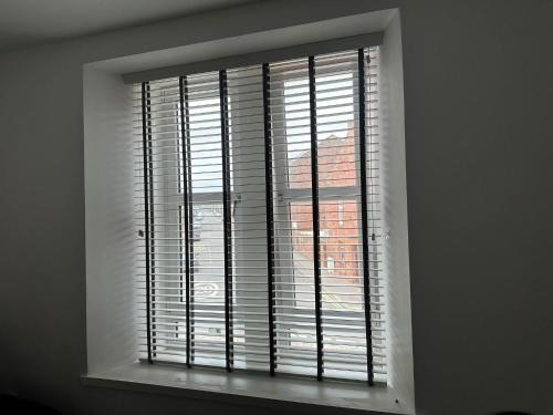 central 3 bed seaside apartment sleeps 5