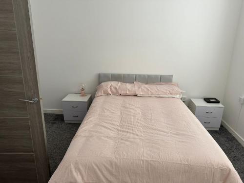 central 3 bed seaside apartment sleeps 5