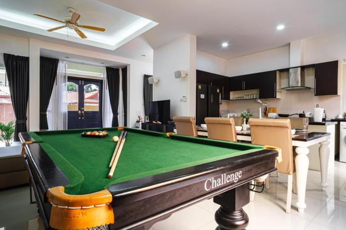 massarossa pool villa pattaya