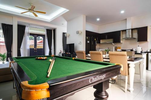 massarossa pool villa pattaya