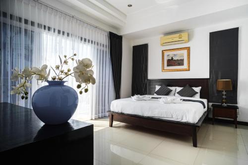 massarossa pool villa pattaya