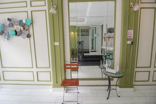 skutan inn sutthisan nexus opal