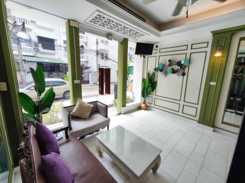 skutan inn sutthisan nexus opal