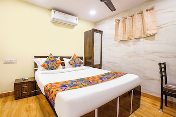 Hotel Metro Galaxy Inn,,2 star