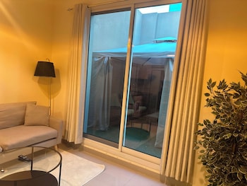 Modern 1Br W Pool And Parking At Roxana Residence,,4 star