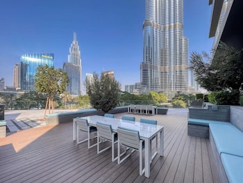 sky symphony 3br address opera by meerak