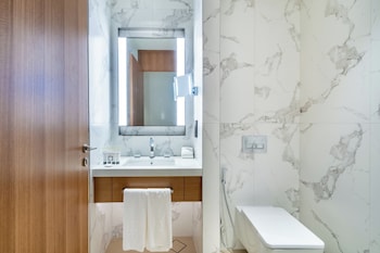 sky symphony 3br address opera by meerak