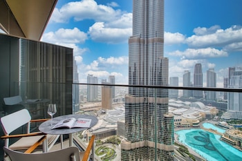 sky symphony 3br address opera by meerak