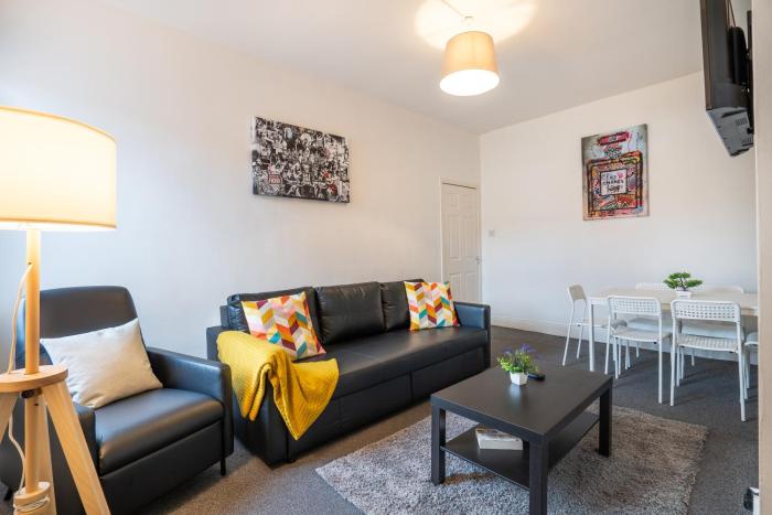 4bedrooms 3bath 9beds wallsend