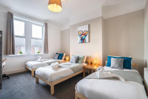 4bedrooms 3bath 9beds wallsend