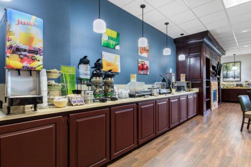 quality inn and suites mountain home north