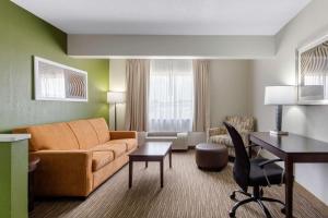 quality inn and suites mountain home north