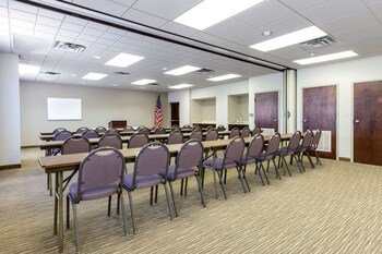 quality inn and suites mountain home north