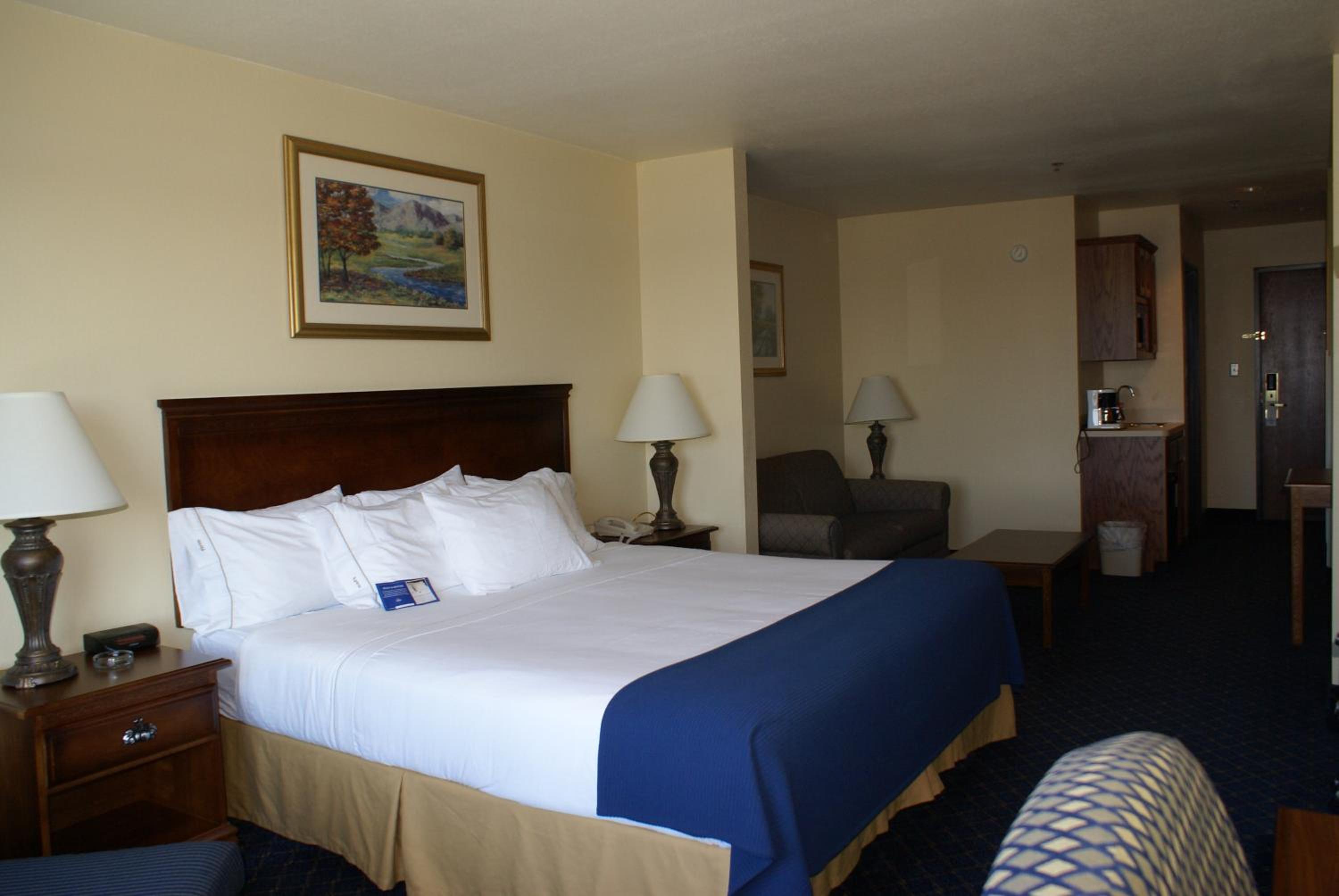 holiday inn express hotel and suites mountain home by ihg