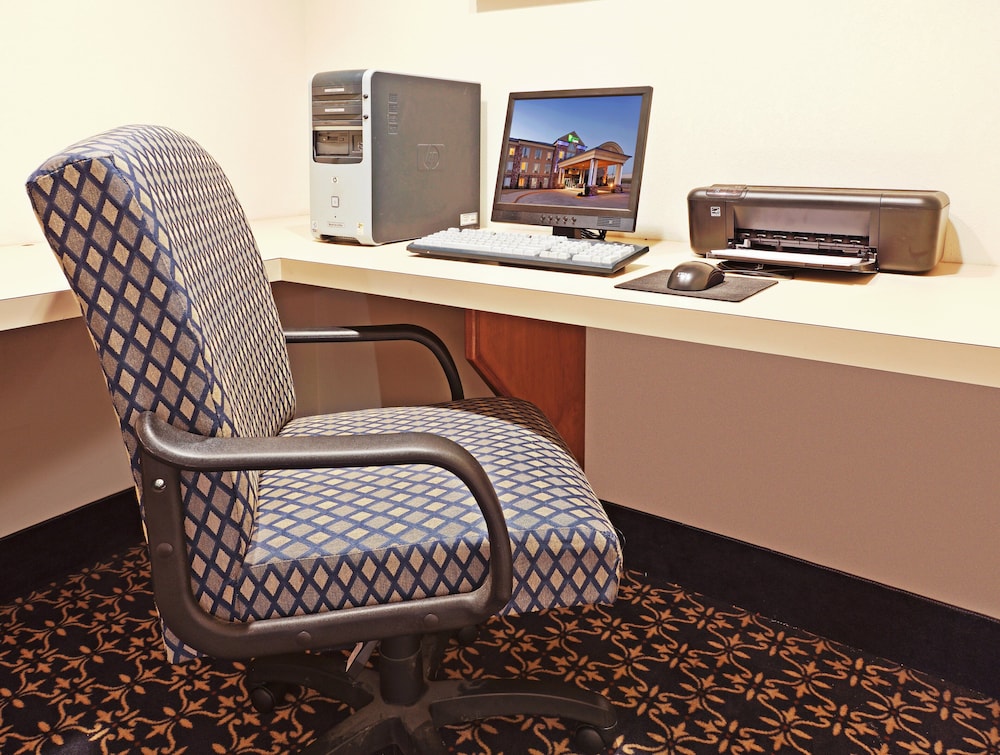 holiday inn express hotel and suites mountain home by ihg