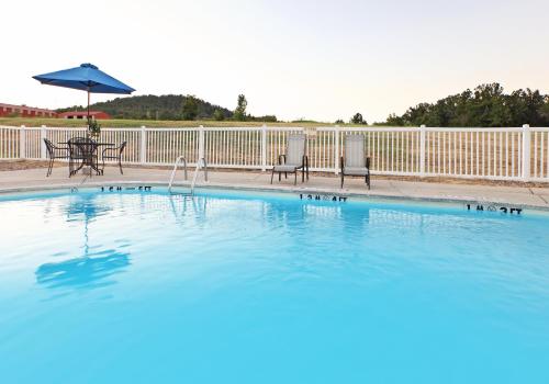 holiday inn express hotel and suites mountain home by ihg
