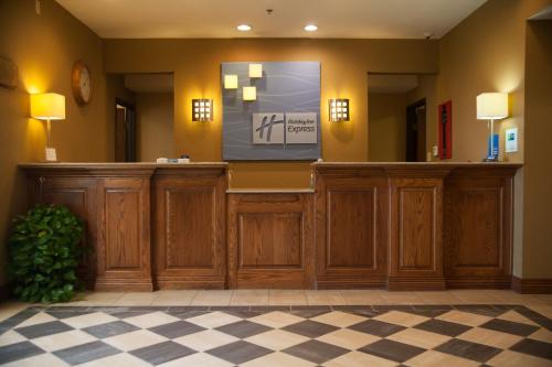 holiday inn express hotel and suites mountain home by ihg