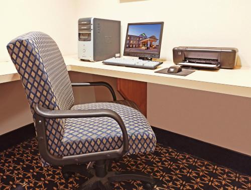 holiday inn express hotel and suites mountain home by ihg