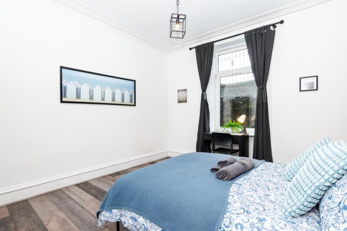 1 bedroom apartment free parking