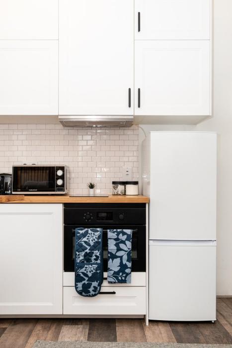 1 bedroom apartment free parking
