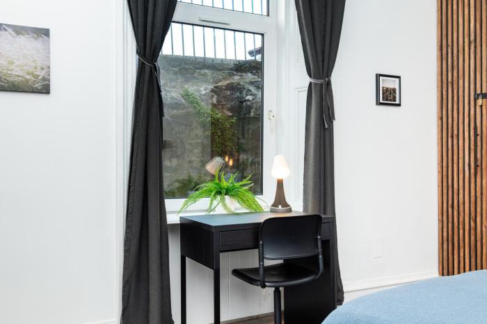 1 bedroom apartment free parking