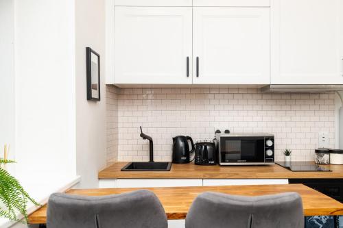 1 bedroom apartment free parking
