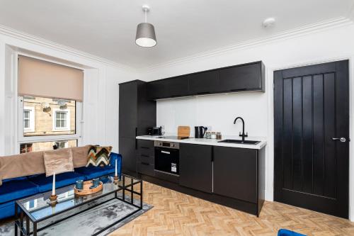 2 bedroom apartment free parking