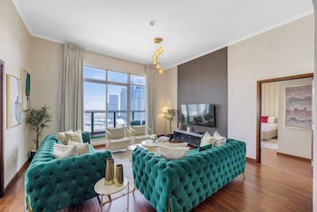 Durrani Homes - Alluring 5Br Penthouse With Burj Khalifa And Fountain View,,5 star