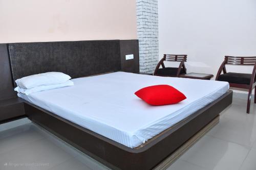 Banshidham Dharmasala,,2 star