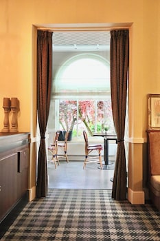 Maison Lia,,4 star
